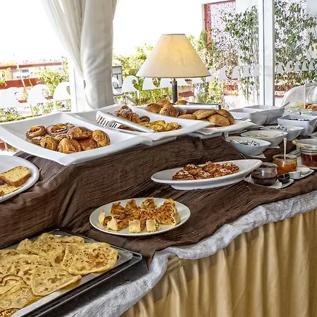 Boutique Hotel La Renaissance - Adults Only-3